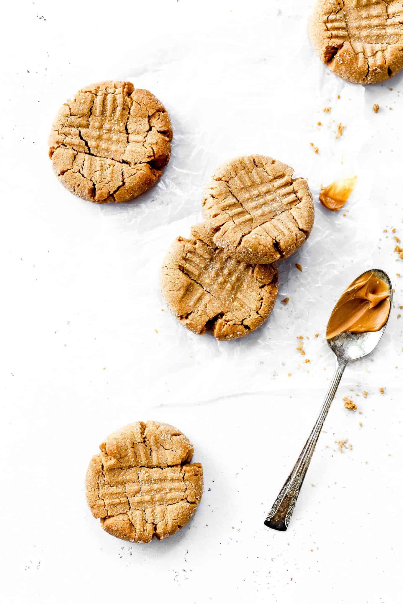 Vegan Peanut Butter Cookies (Only 8 Ingredients + 1 Bowl!)