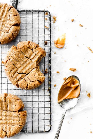 Vegan Peanut Butter Cookies