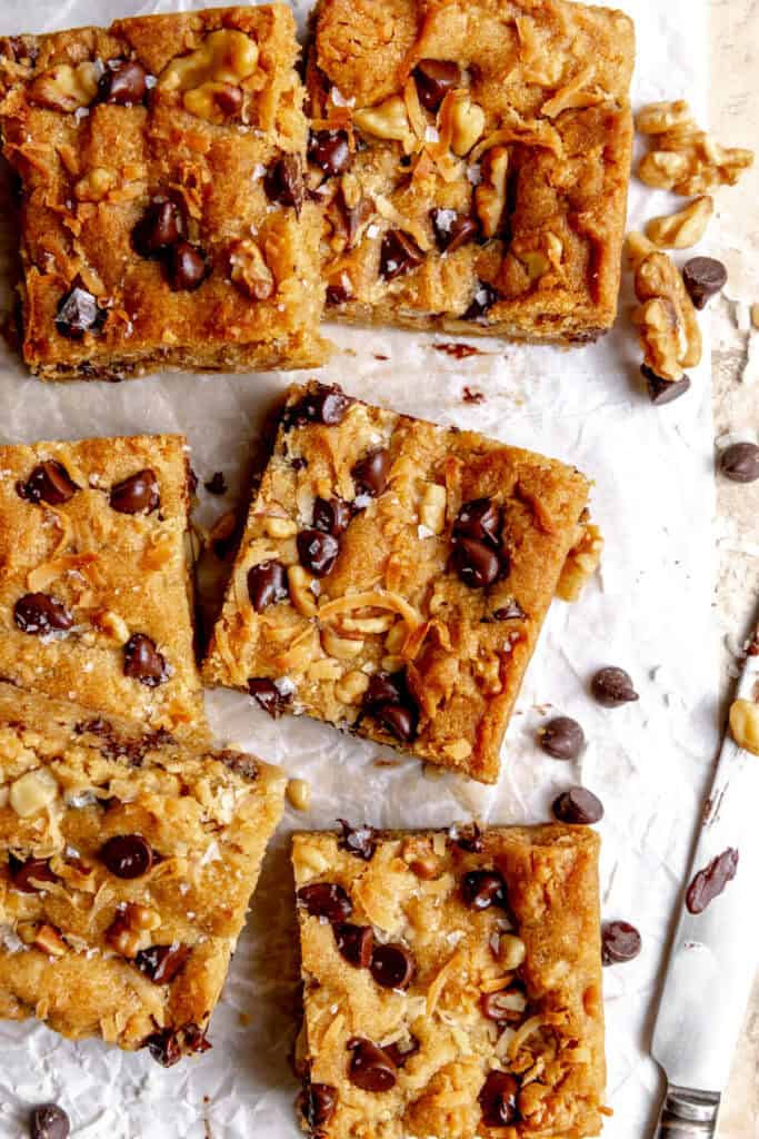 Vegan blondie squares and a knife.